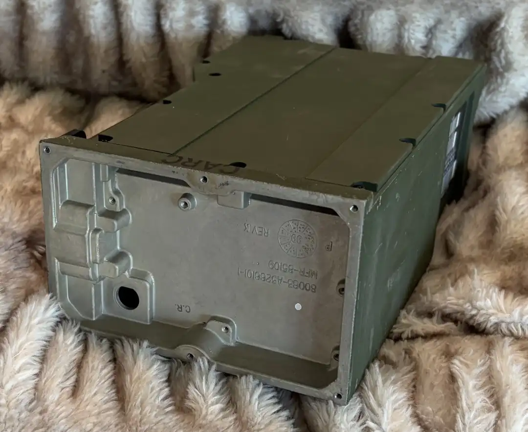 SINCGARS ASIP RT-1523 USGI Replica Radio ("This is a functional Bluetooth replica built inside a real demilled shell with no radio transmission capabilities.") - Image 5